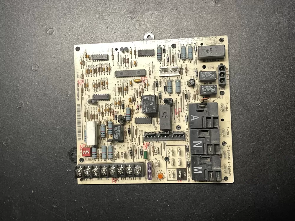 Carrier  Bryant CEPL130455-01  Hk42fz017 Furnace Control Board