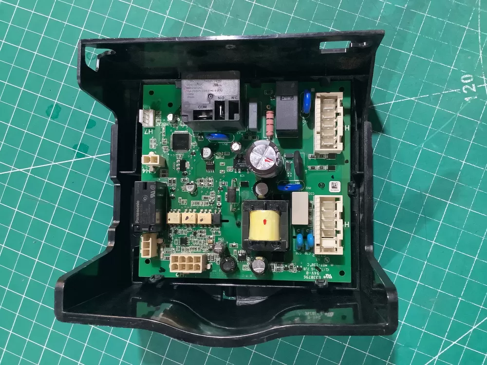Speed Queen 513797 Dryer Output Control Board AZ229158 | SLA20