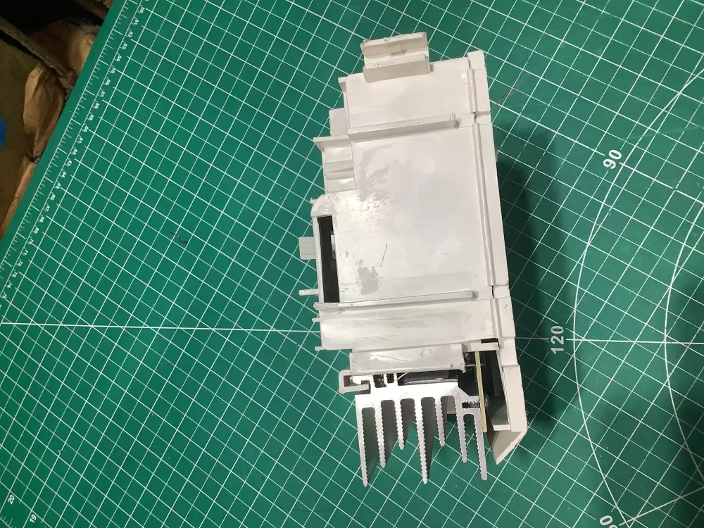 Frigidaire  Kenmore  Electrolux  White Westinghouse 5304504863  AP6025819  134409905  4452243  PS11758142  S134409904  S134409905  4246991  4246-99-100  01620880 Washer Control Board