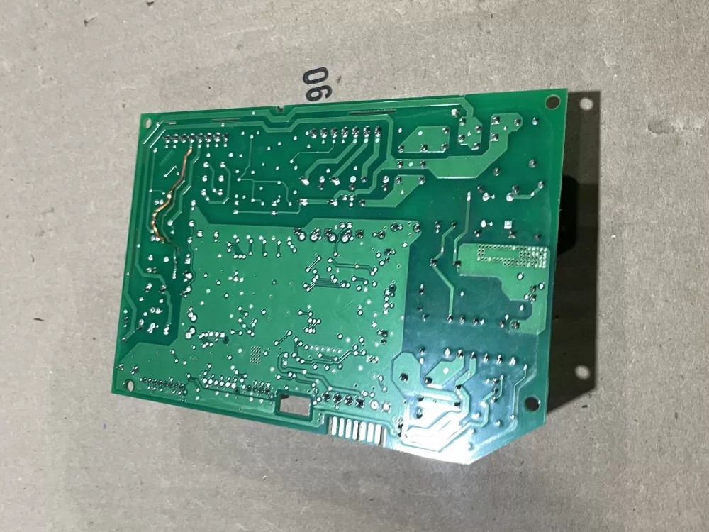 Whirlpool Maytag W10547719 Refrigerator Control Board AZ65661 | Wm2113