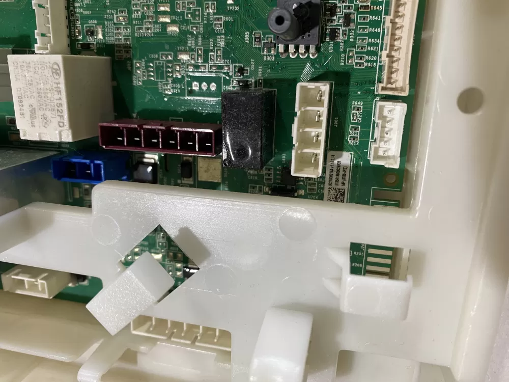 GE Refrigerator 290d2863g108 Control Board 8789420430064195 AZ111404 | BKV654