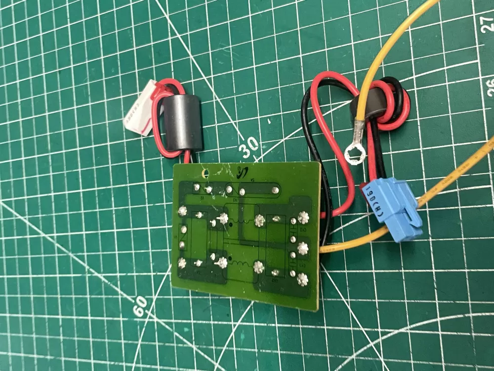 Kenmore DA27 00019H Refrigerator Control Board Noise Filter AZ204010 | Wm2190