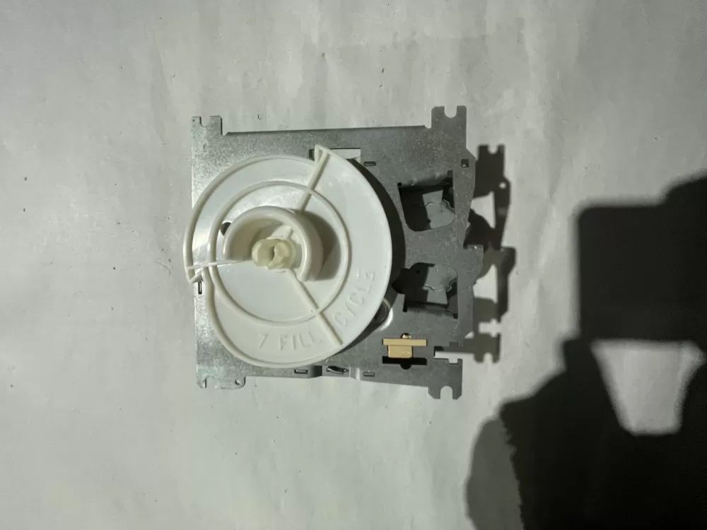  165D4479P001 Washer timer