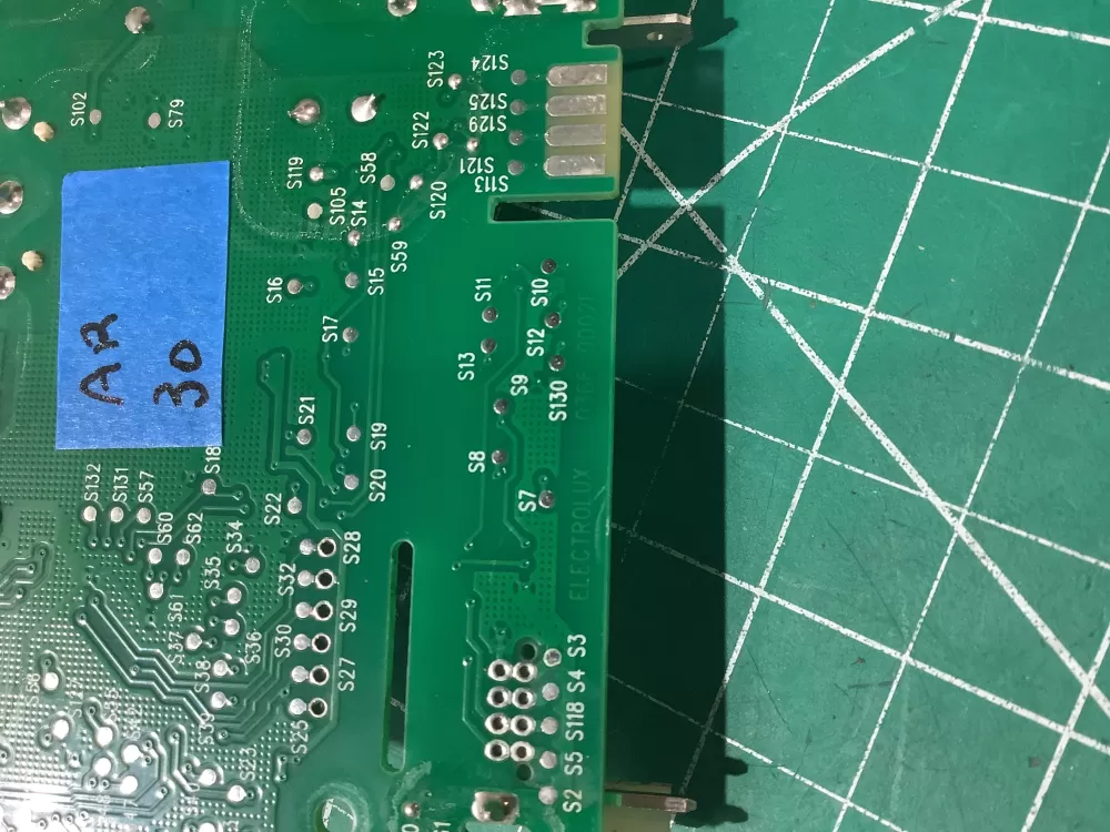 Samsung refrigerator main control board AZ197345 | AR30