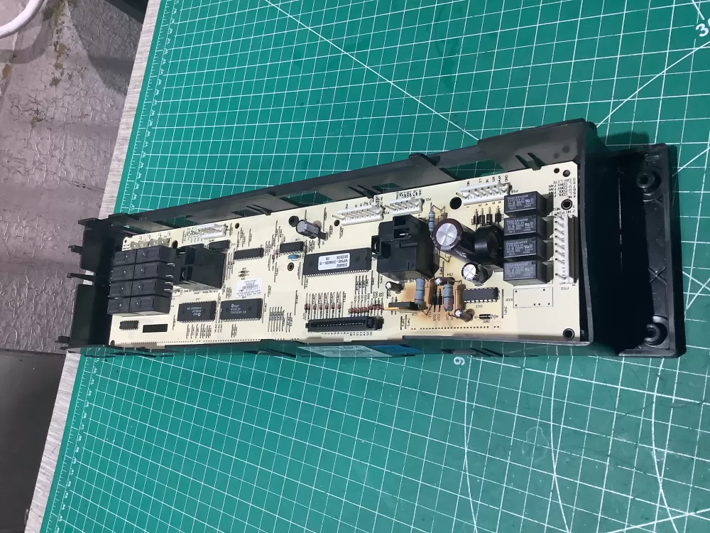 Whirlpool Maytag W10438752 8302305 Range Oven Control Board AZ187913 | AV633