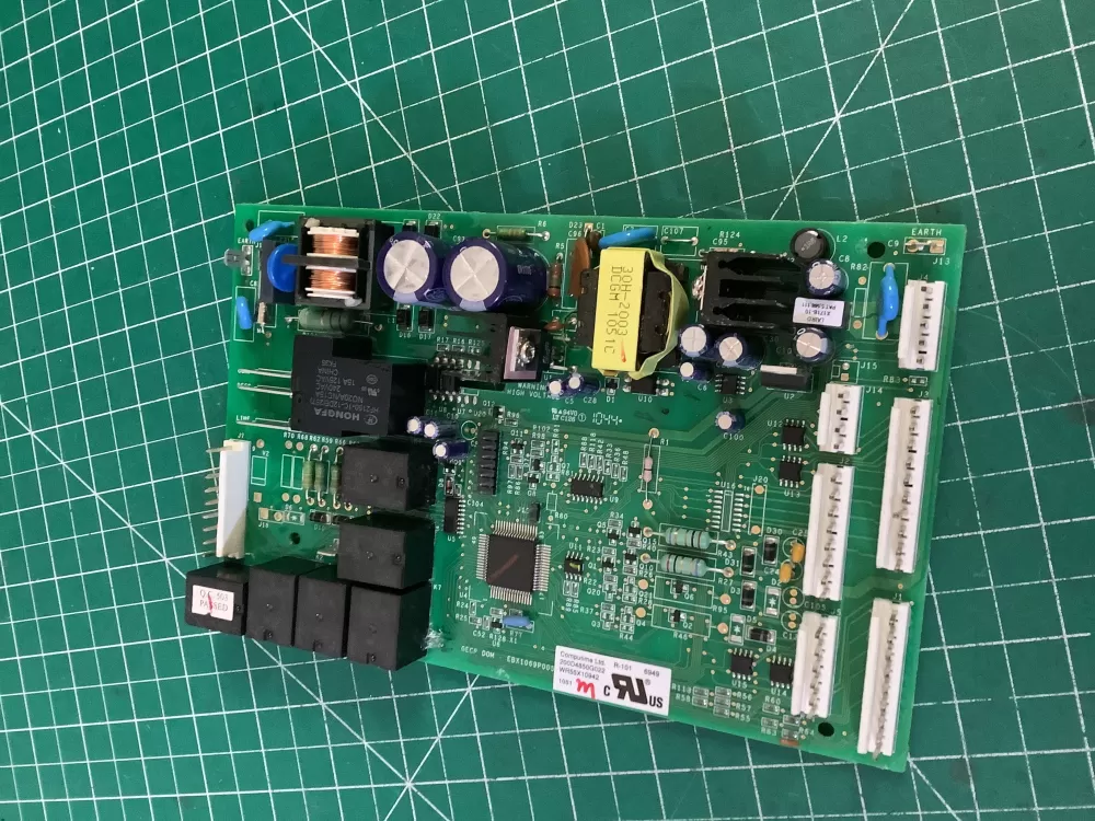 GE 200D6221G028 EBX1110P002 Refrigerator Control Board AZ185435 | NR2720