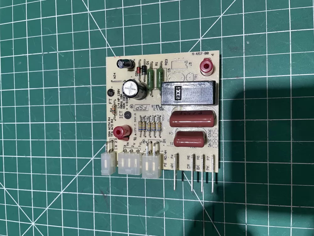 Kenmore 2304143 W10135901 Refrigerator Control Board AZ132778 | KM1537