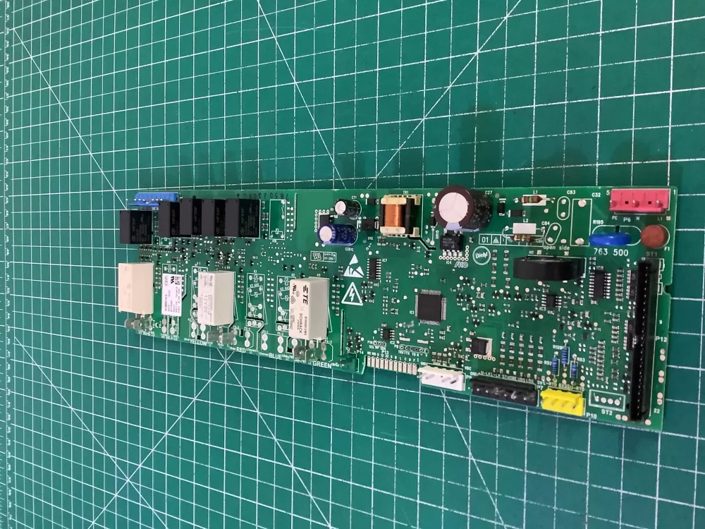 Whirlpool W10658115 765166-05 Range Control Board