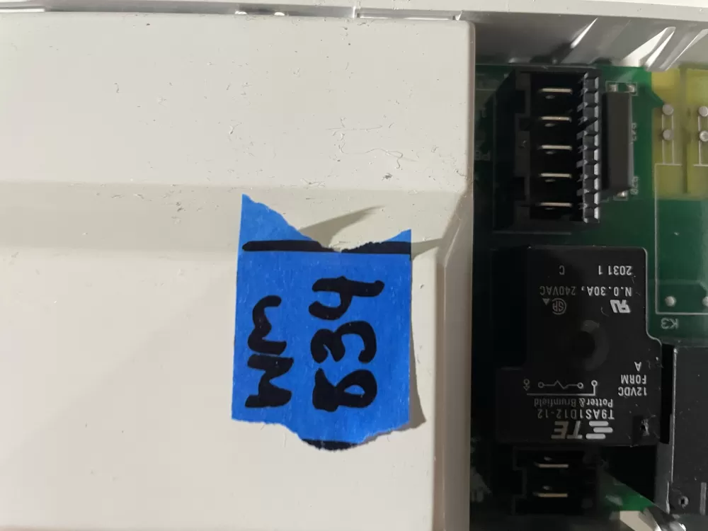 Whirlpool Maytag Kenmore W10111606 6105034 Dryer Control Board AZ189294 | Wm834