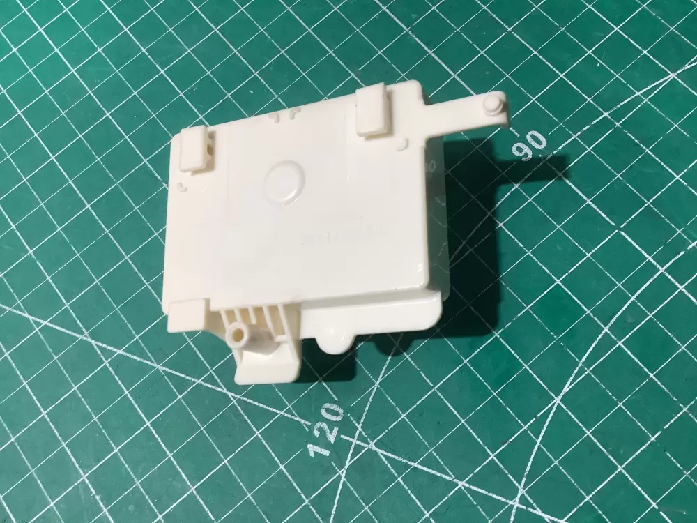 LG EAM64652601 Washer Control Board Noise Filter