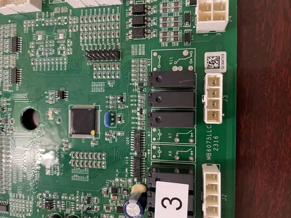 GE 197D8523G101 70213260402GA MB6075LLC Refrigerator Control AZ39731 | KM244