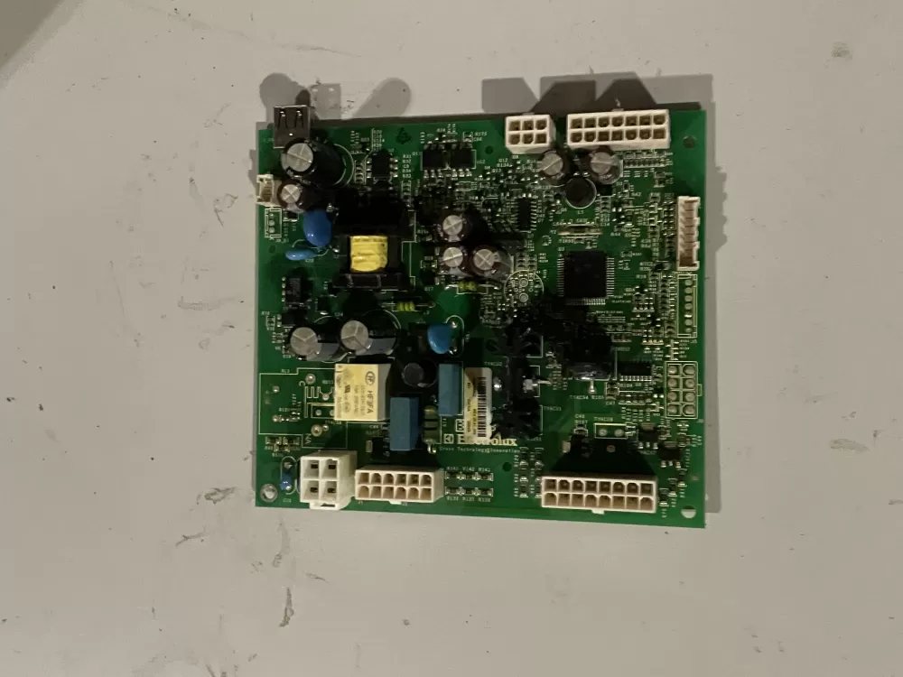 Electrolux  Frigidaire  242268902  Refrigerator Main Control Board