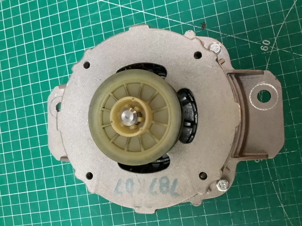 Kenmore Maytag W10677723 Washer crosley Motor AZ226880 | SLA111