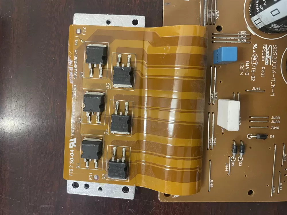 Frigidaire Whirlpool 20585000 Washer Control Board AZ41670 | KM1726