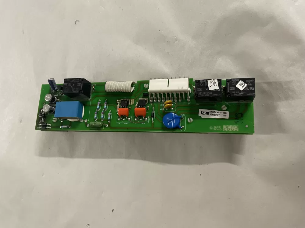 Maytag 451010621 125592 07 Refrigerator Control Board AZ117140 | KM2169