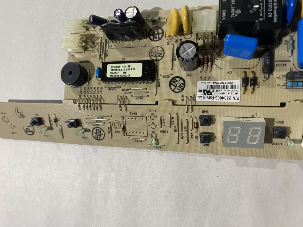 Whirlpool 8201672 2252195 Refrigerator Control Board AZ194390 | BK564