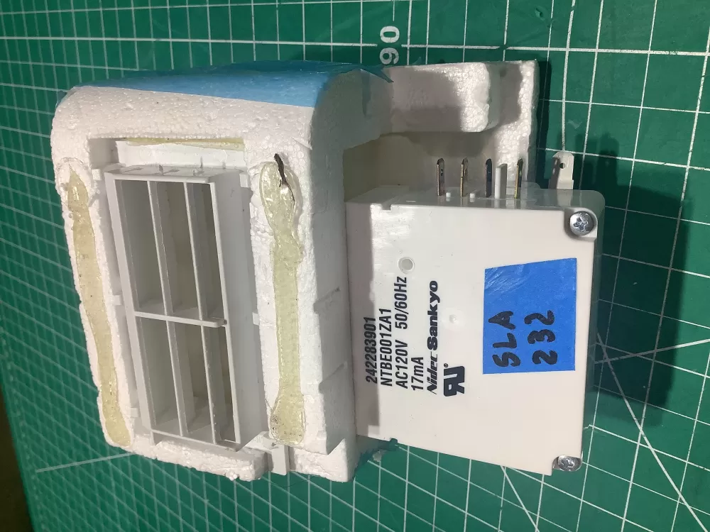 Frigidaire 242303001 Refrigerator Damper Motor Control  AZ168879 | SL232