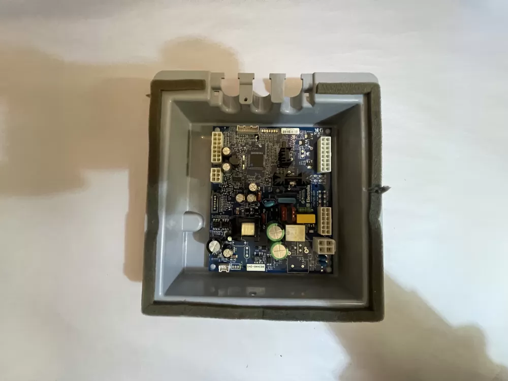 Frigidaire AP5968389 242009027 242009034 242009034A 5303918536 5303918562 A01164905 5304499075 PS11703792 Refrigerator Main Control Board