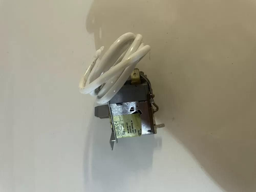 Frigidaire 802-029  WPF2W-802-029  241537103  5304522330 Refrigerator Temp Control Thermostat