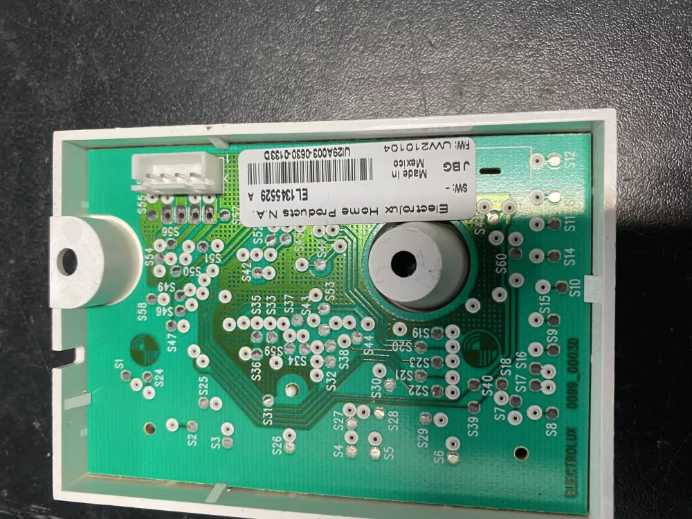 Electrolux EL1345529 A 1345529A Washer Control Board AZ12773 | BK749