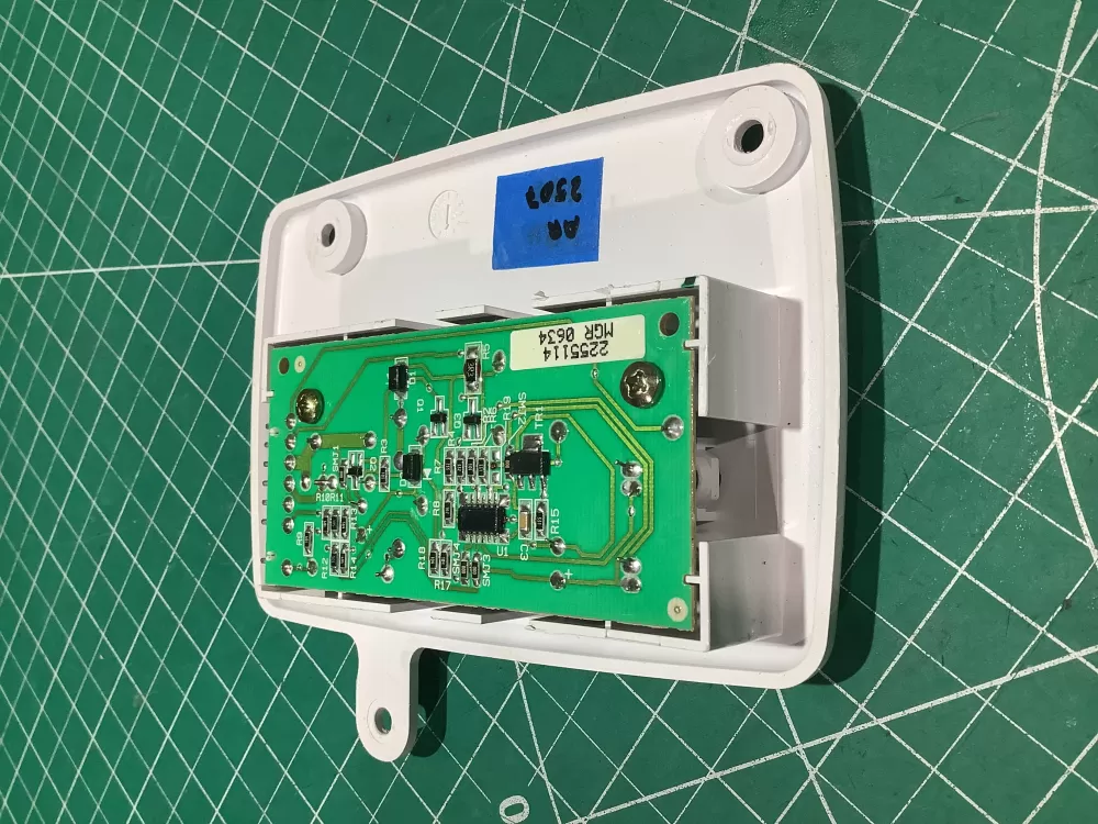 Whirlpool W10757851 4389102 Refrigerator Ice Control Board AZ185317 | AR2507