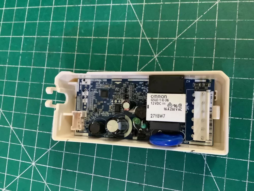 Whirlpool  Maytag  Amana W10866518 W11085365 W11176863 W11393764 W11436574 PS12745754 Refrigerator Control Board