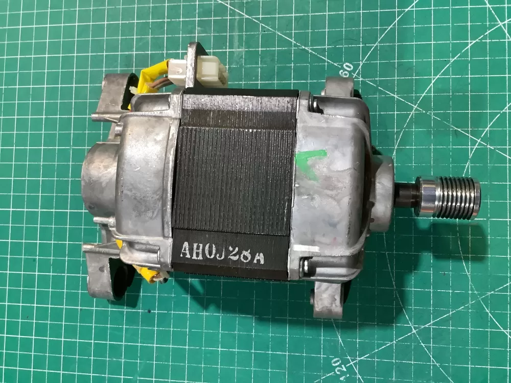 Frigidaire 134638900 Washer Drive Motor AZ229061 | SLA38