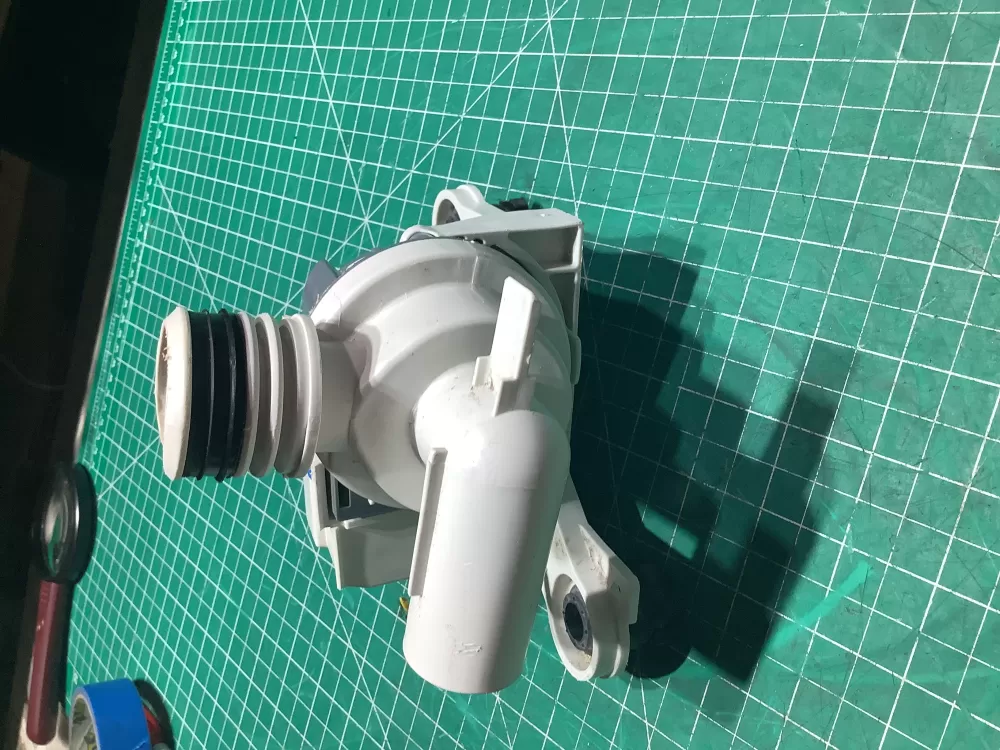 Samsung DC31 00054D Washer Drain Pump AZ147724 | SL199