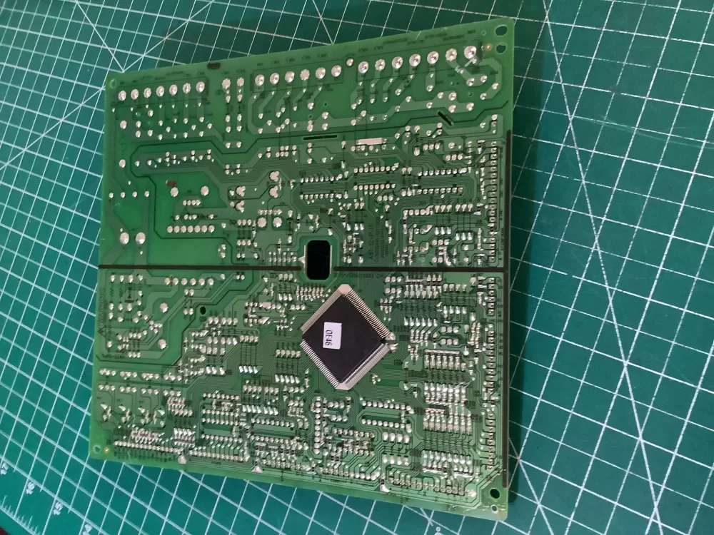 Samsung DA9402679D Refrigerator Control Board