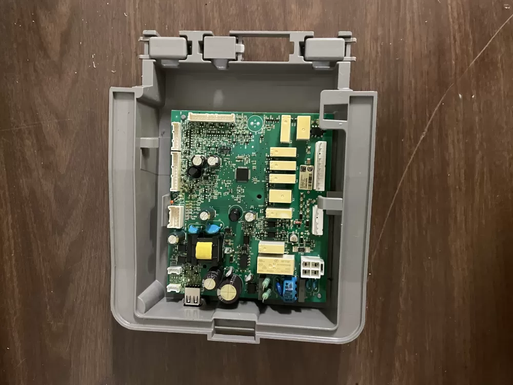 Frigidaire 5304522757  AP6976350  808069104  ER8E24TG07 Refrigerator Control Board