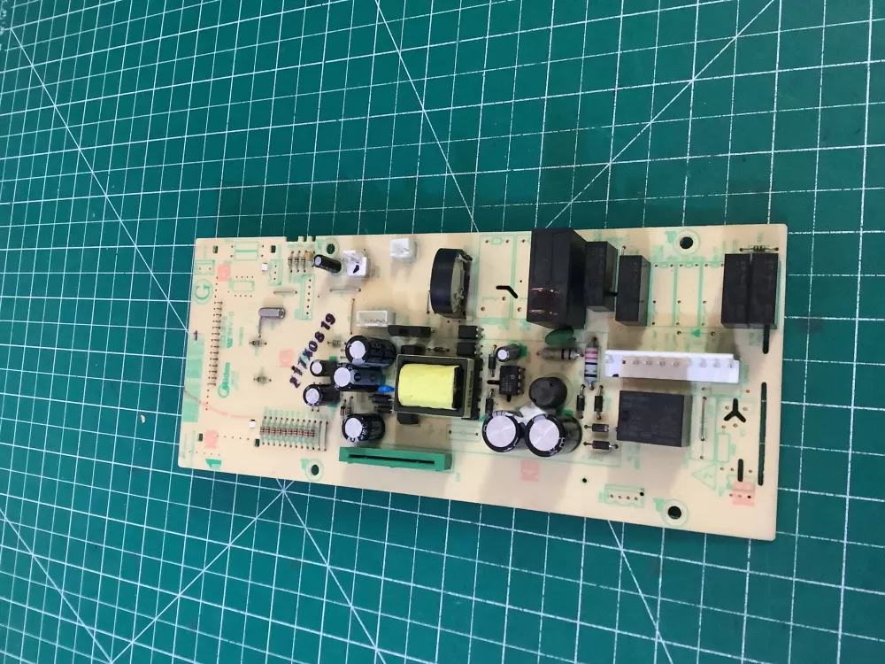 Frigidaire MD12011LH1 Microwave Control Board AZ187453 | NR2749
