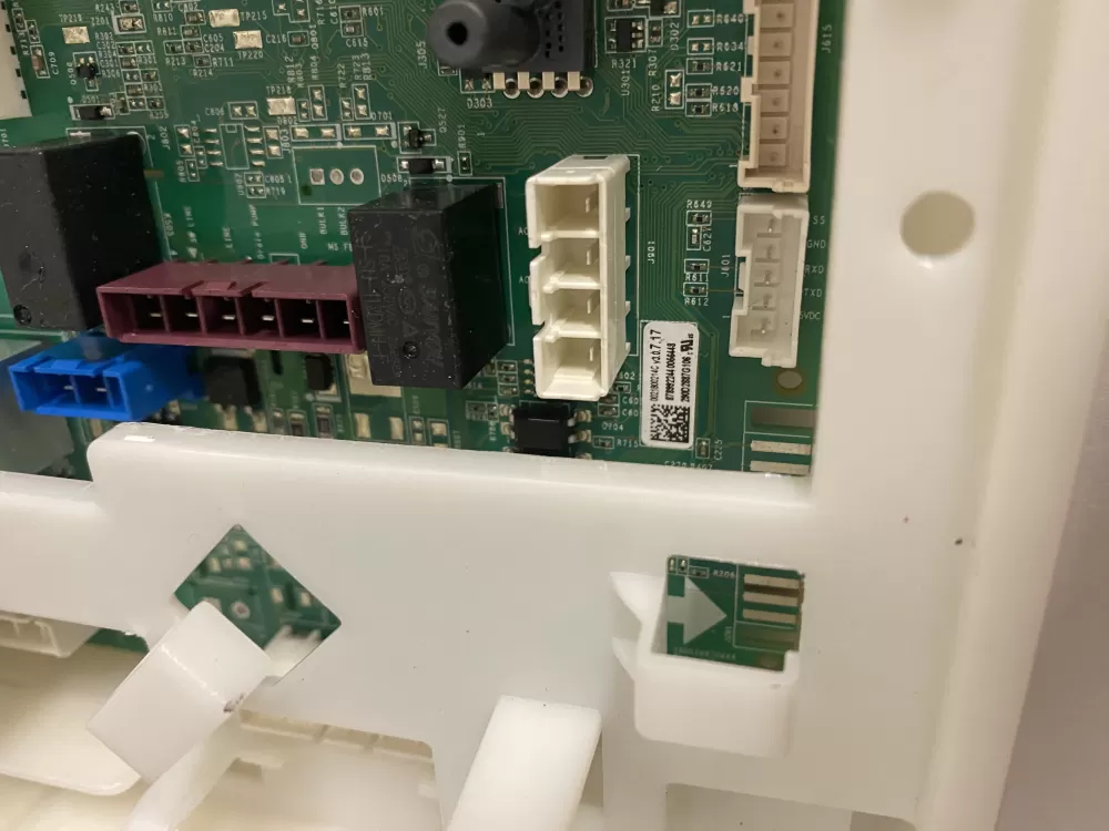 GE Refrigerator 290d2863g108 Control Board 8789420430064195 AZ202793 | BKV902