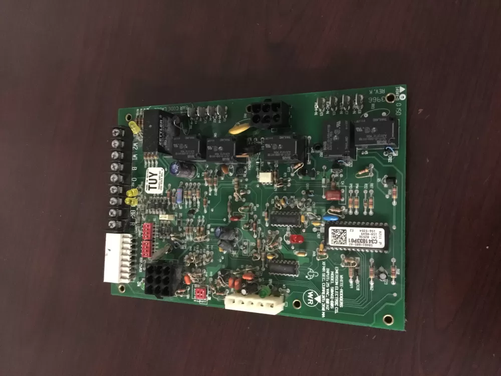 Trane  White Rodgers  Emerson C341033P01 Furnace Control Board