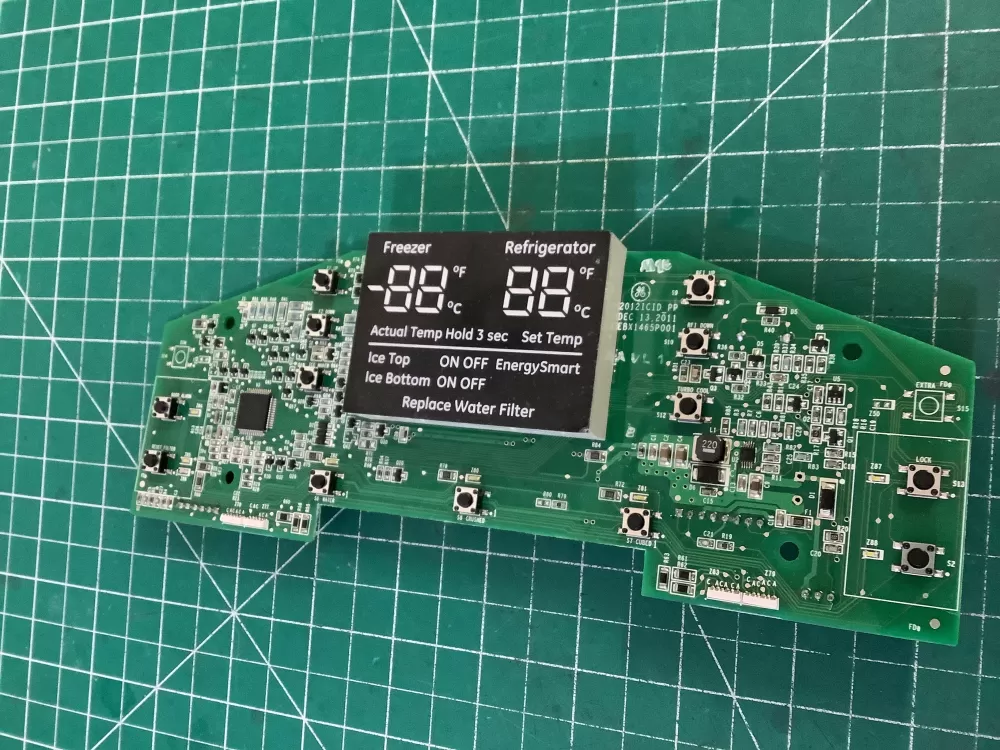 GE  197D8540G001 Refrigerator Control Board French Door Dispenser