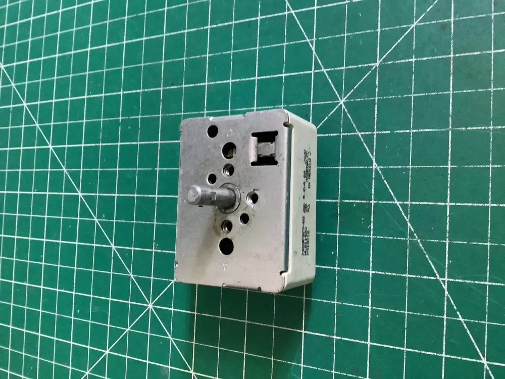 Whirlpool  Kenmore  Maytag  Admiral  Amana  Magic Chef  Crosley  Jenn-Air  Norge WP7403P238-60  AP6011290  7403P238-60  705120  7403P262-60  7403P373-60  PS11744486  WP7403P238-60VP  0622913  811420 Stove Infinite Switch Control