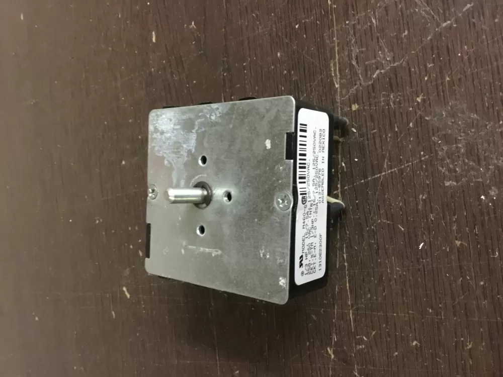 Frigidaire  Whirlpool  GE  Kenmore 131062300F Dryer Timer