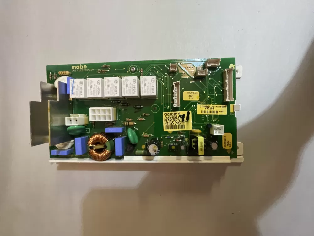 GE  Hotpoint WCC101K  234D2417G001R001 Washer Control Board