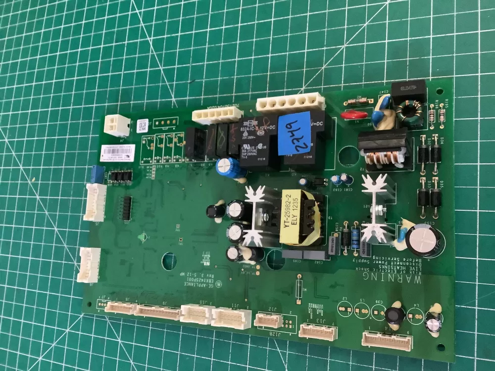 Hotpoint 197D8502G503 EBX1425P001 Refrigerator Control Board AZ187491 | NR2749