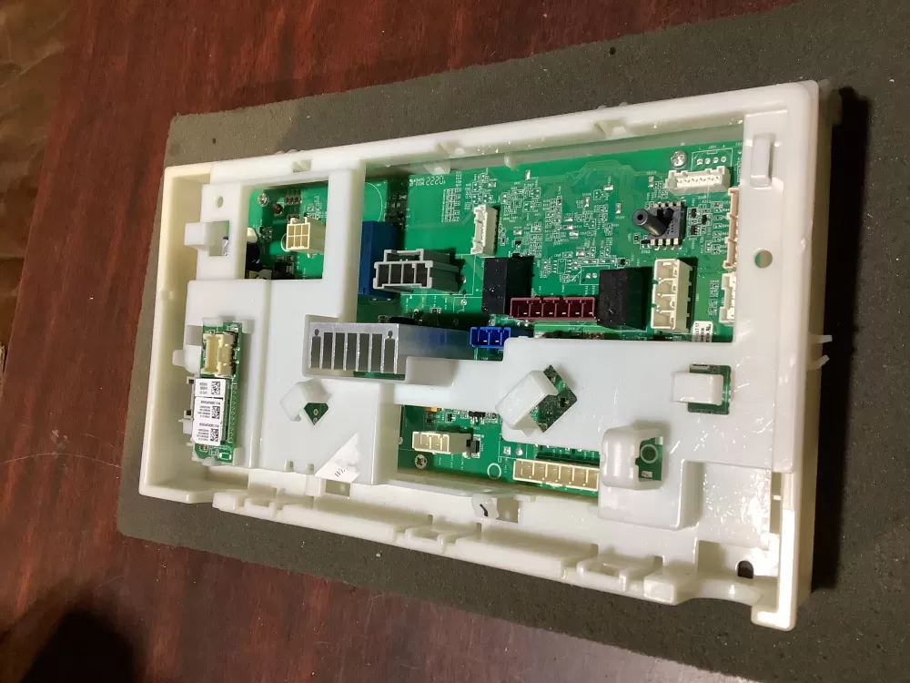 GE Range Wifi Module WCBN3607L(003) 245D2232G003  AZ121190 | NRV703