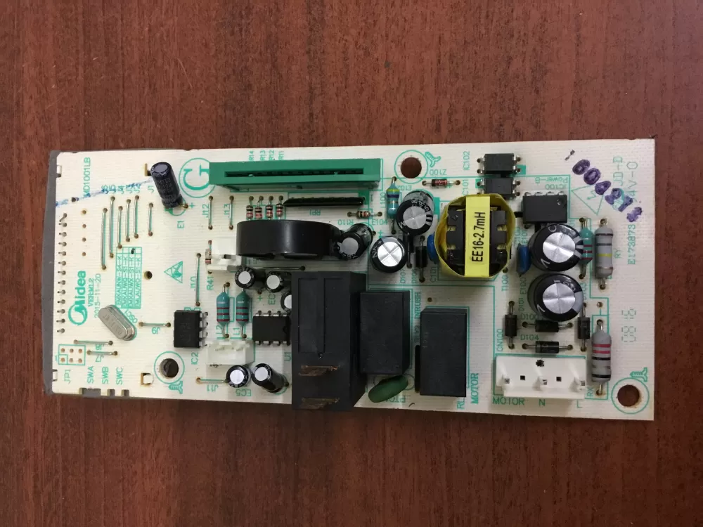 Magic Chef E173873  EMLAUXX-21-K-CKD Microwave Display Board