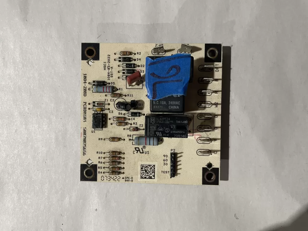 Goodman PCBDM101S Heat Pump Defrost Timer Control Board AZ194699 | KM76