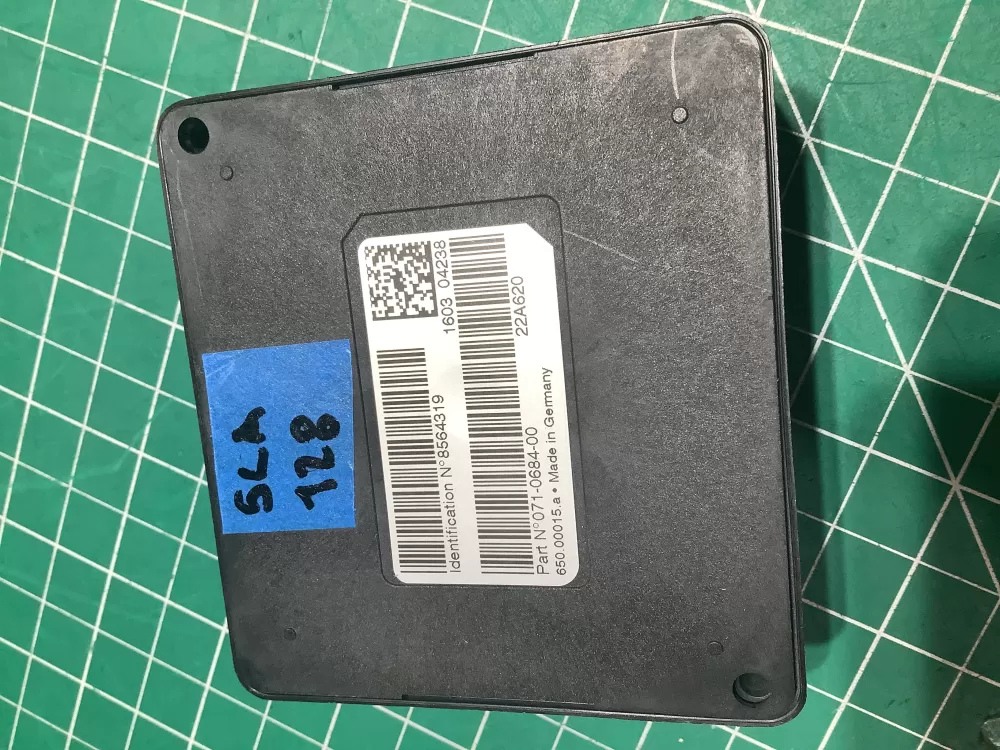  0684 00 Int69 071-0684 Kriwan Motor Protector Control Board AZ159547 | SL128