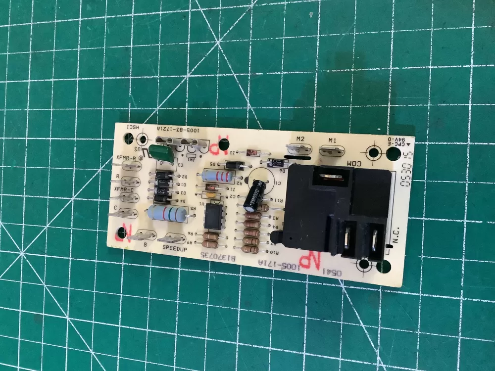 Amana  Goodman 1005-83-1721A Furnace Control Board