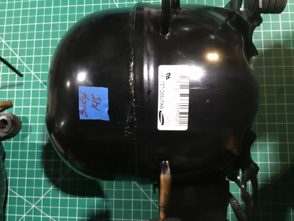 Samsung GE Refrigerator Compressor 3116C3DD404728 AZ150379 | SL145