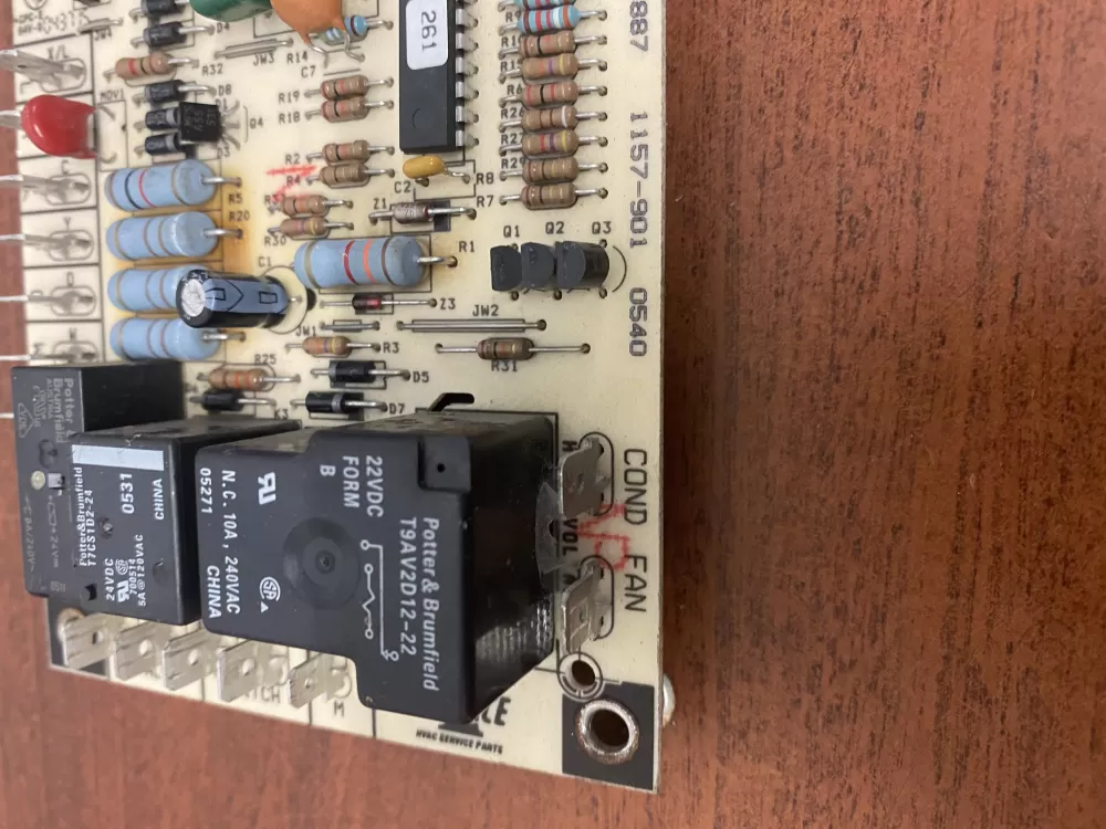 York 1157 83 902A 902 67297  Source One Control Board AZ45032 | BK1766