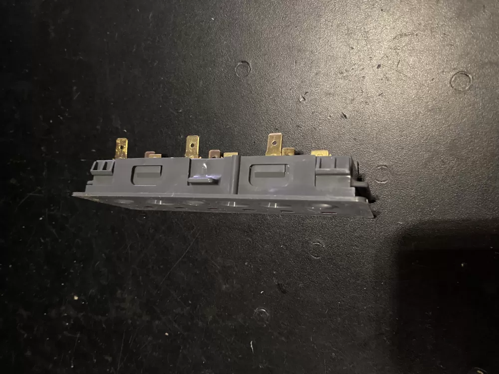 Whirlpool  Maytag  KitchenAid  Kenmore AP6005966 2180236 WP2180236 PS11739028 Refrigerator Control Board Dispenser Switch