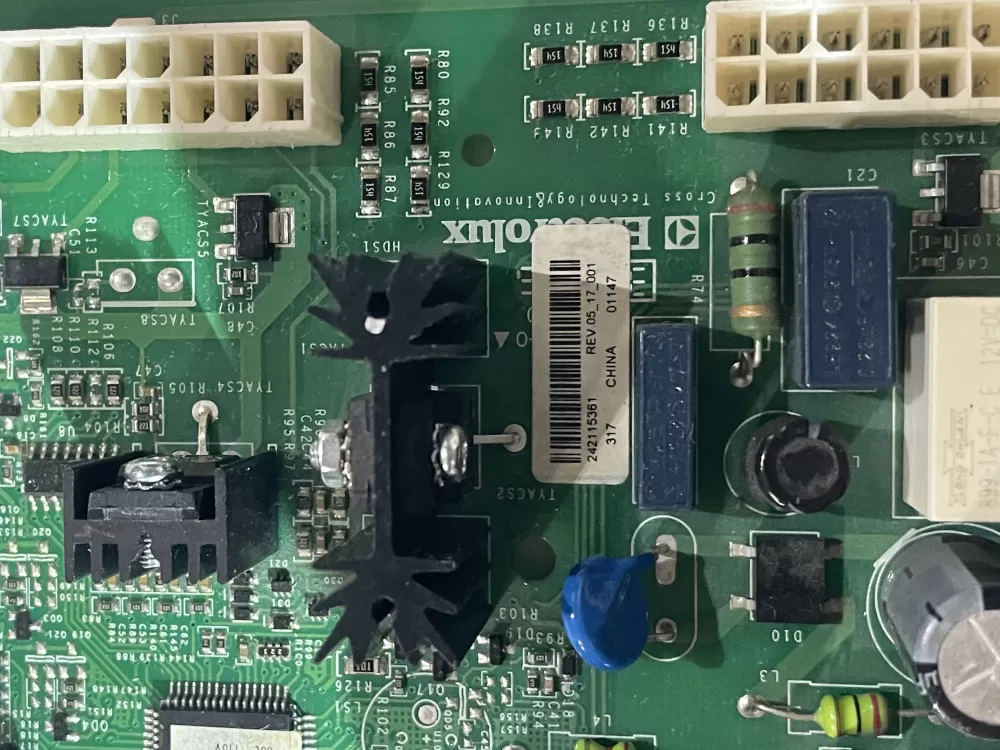 Frigidaire 242115361 Refrigerator Control Board Main AZ202947 | KM2718