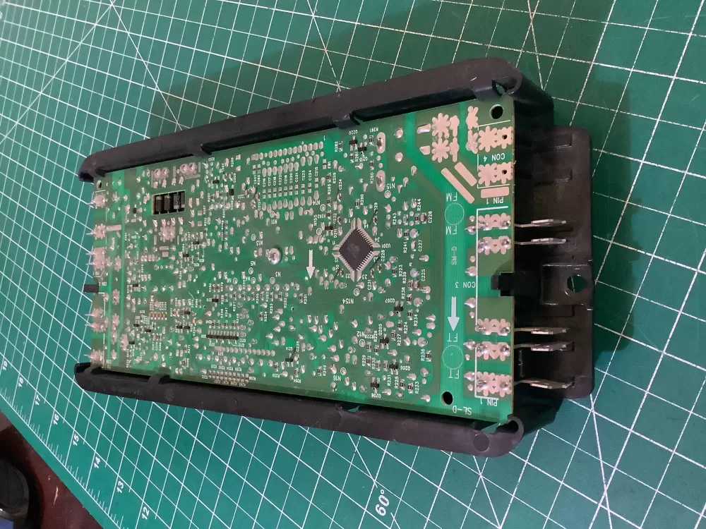 Whirlpool 100-01556-15 Oven Control Board Invensys