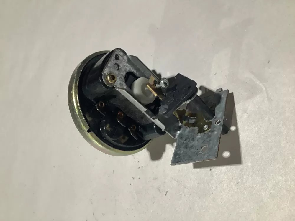 Frigidaire  Westinghouse 131047500E Washer Pressure Switch