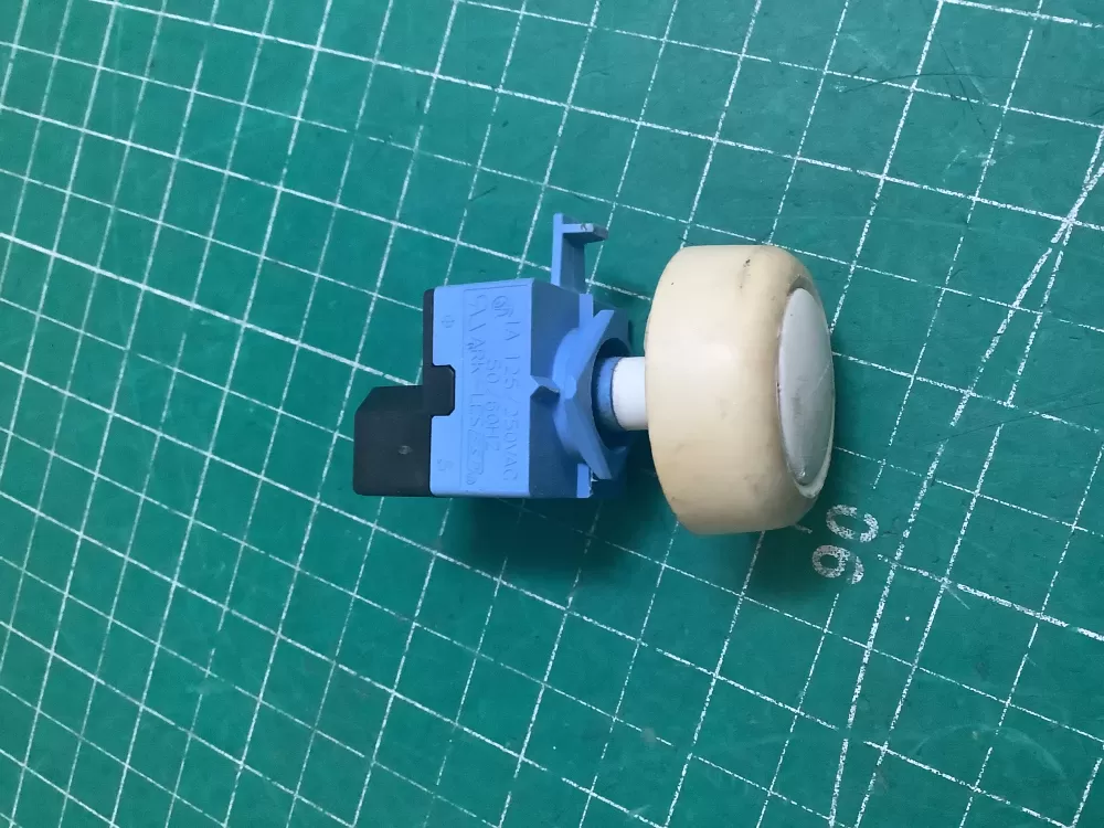 WP8054142 Whirlpool Washer Temperature Switch